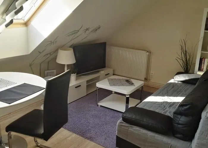 Marit Πανσιόν